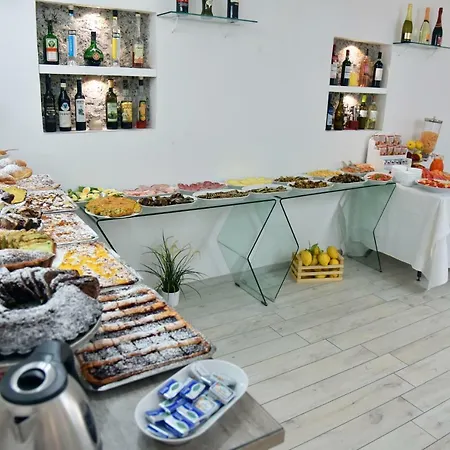 Divina Costiera Hotel *